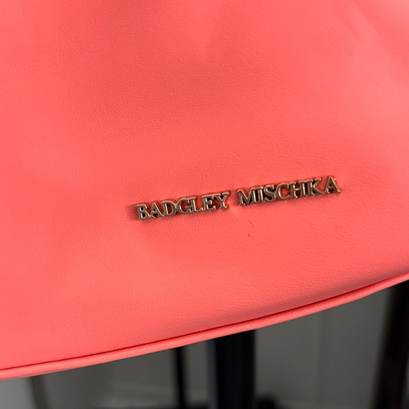 Badgley Mischka Vibrant Coral Shoulder Bag - Picture 2 of 2